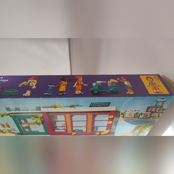 Lego Friends 41709 Vacation Beach House Building Toy - Picture 3 of 4